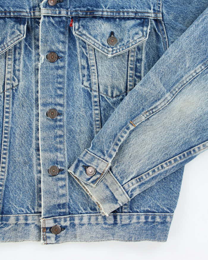 Vintage 90's Levi's Distressed Medium Wash Denim Jacket - M