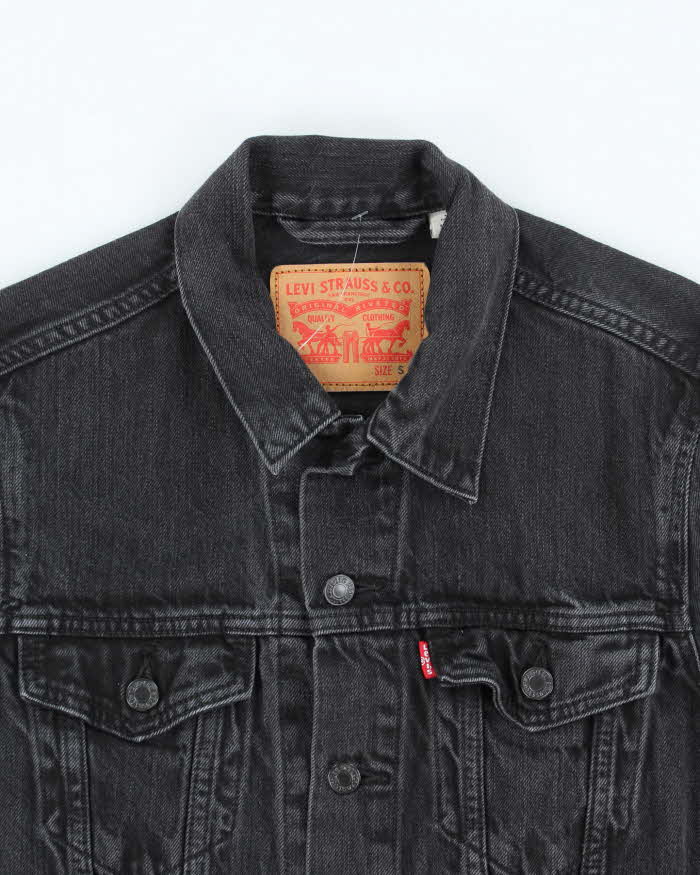 Vintage 2000's Levi's Grey Dark Wash Denim Jacket - S