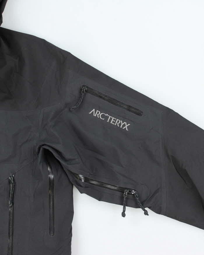 Vintage Arc'teryx Goretex Hidden Hood Waterproof Jacket - M