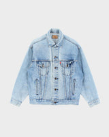 Vintage 2000's Levi's Faded Light Wash Denim Jacket - L