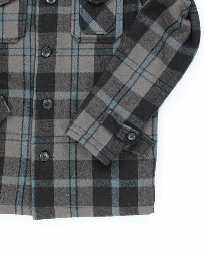 Vintage 2000's Quiksilver Heavyweight Button Up Flannel Shacket - L