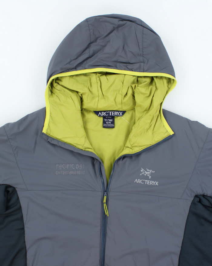 Vintage 2000's Arc'teryx Lightweight Lined Hooded Jacket - XL