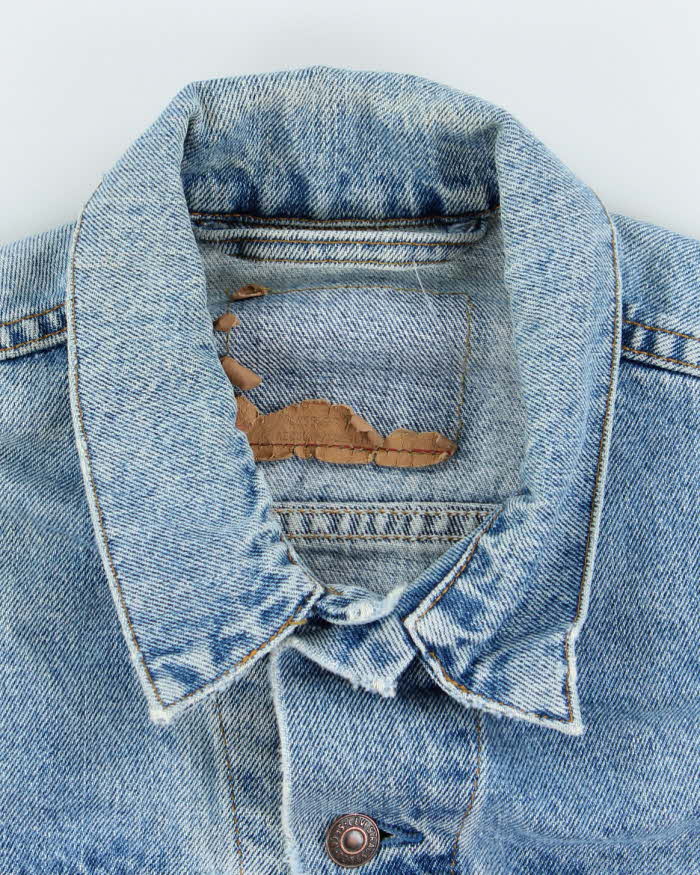 Vintage 2000's Levi's Faded Light Wash Denim Jacket - M