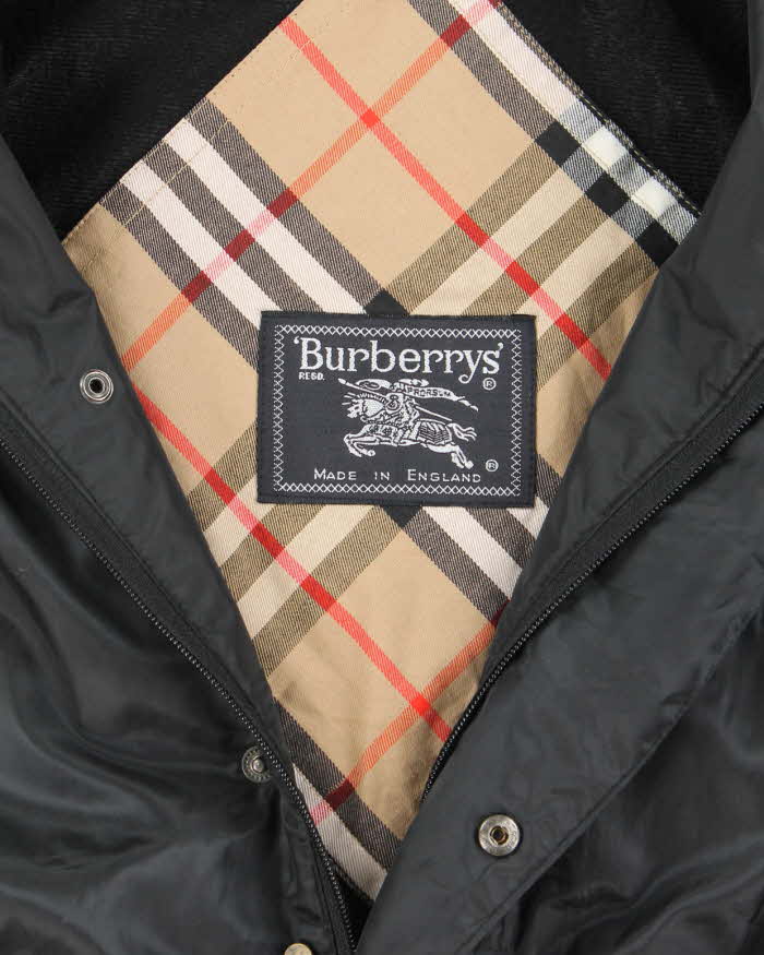 Vintage 2000's Burberry Lightweight Bomber Jacket - L