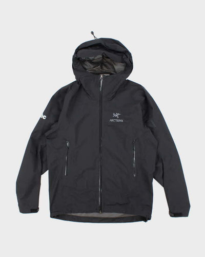 Vintage Arc'teryx Embroidered Gore-Tex Hooded Jacket - M