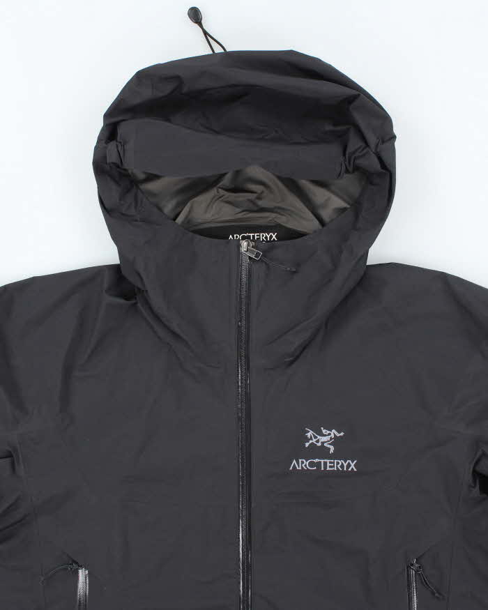 Vintage Arc'teryx Embroidered Gore-Tex Hooded Jacket - M