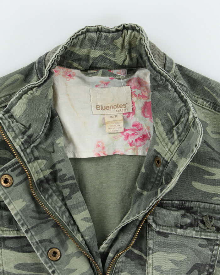 Vintage Y2K Bluenotes Camouflage Cropped Jacket - S
