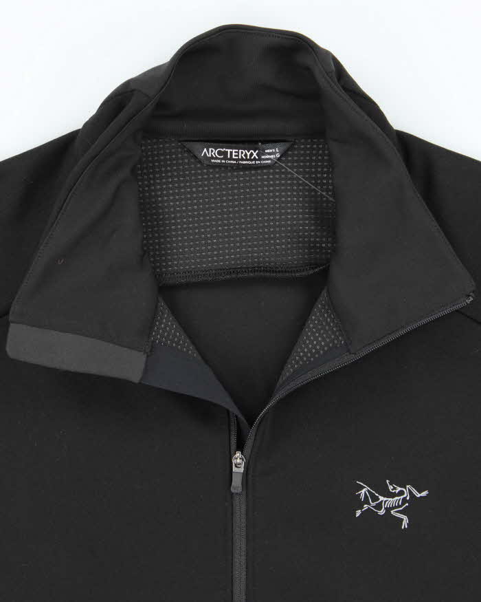 Vintage Arc'teryx Lightweight Windstopper Jacket - L