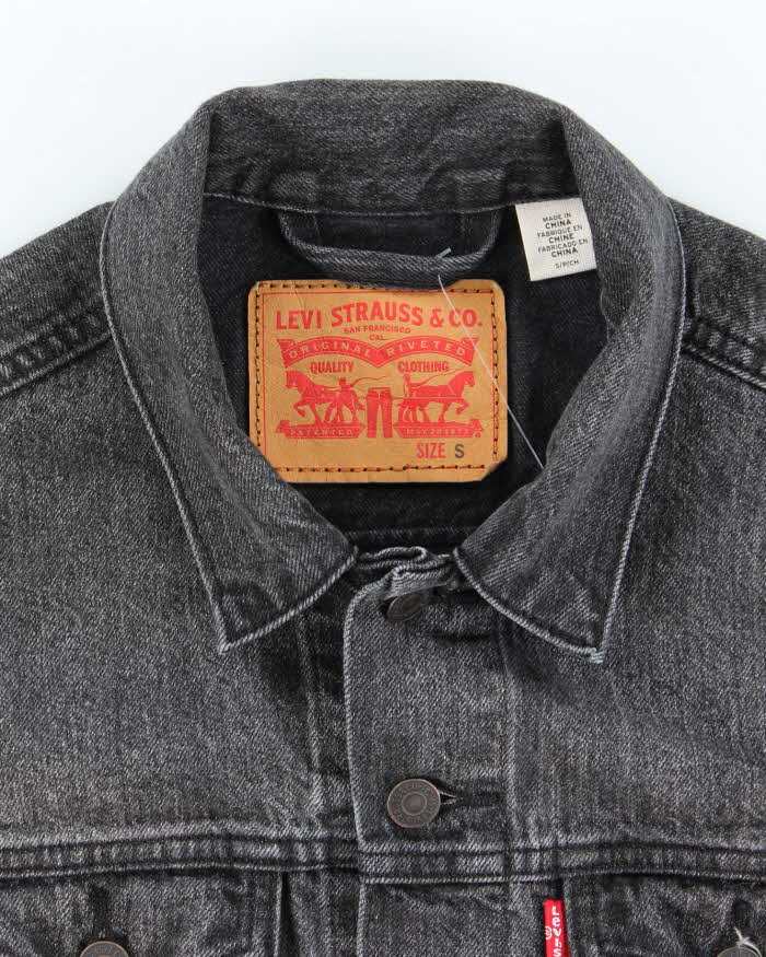 Vintage 2000's Levi's Grey Stone Wash Denim Jacket - S