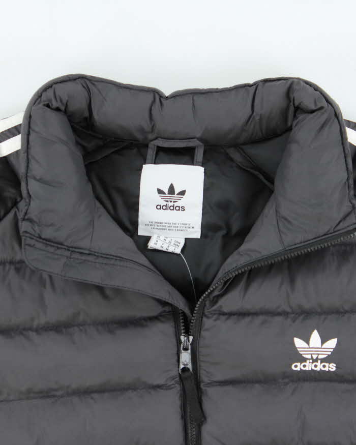 Adidas Originals Embroidered Trefoil Ribbed Puffer Jacket - M