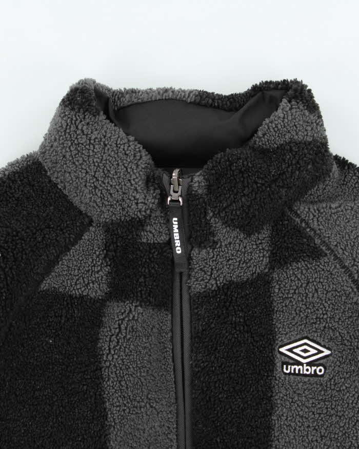 Vintage Umbro Embroidered Reversible Boxy Fleece Puffer Jacket - S