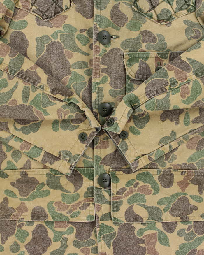 Vintage 1970s Sears Roebuck Duck Camo Hunting Field Jacket - S