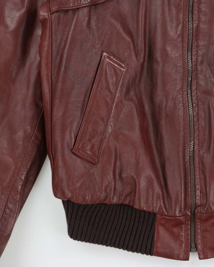 Vintage 1970s Elite Sportswear Quilt Lined Leather Dagger Collared Bomber Jacket - M