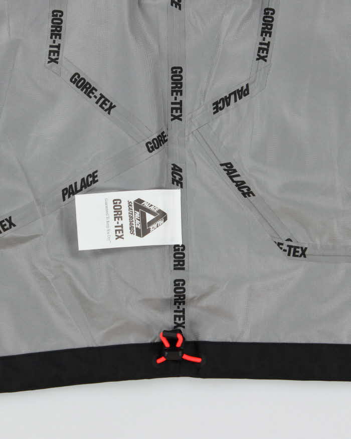 SS2024 Palace Gore-Tex 3L Jacket - XL