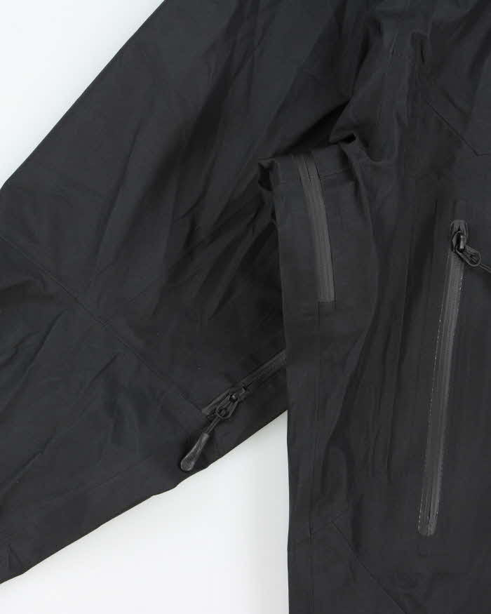 SS2024 Palace Gore-Tex 3L Jacket - XL