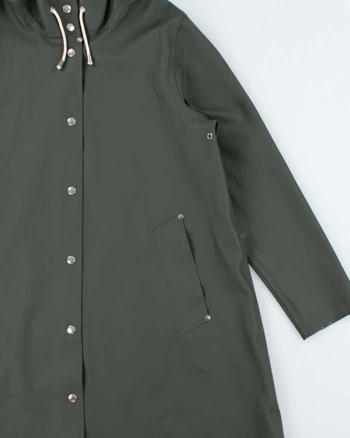 Stutterheim Khaki Stockholm Original Snap Button Hooded Raincoat - M