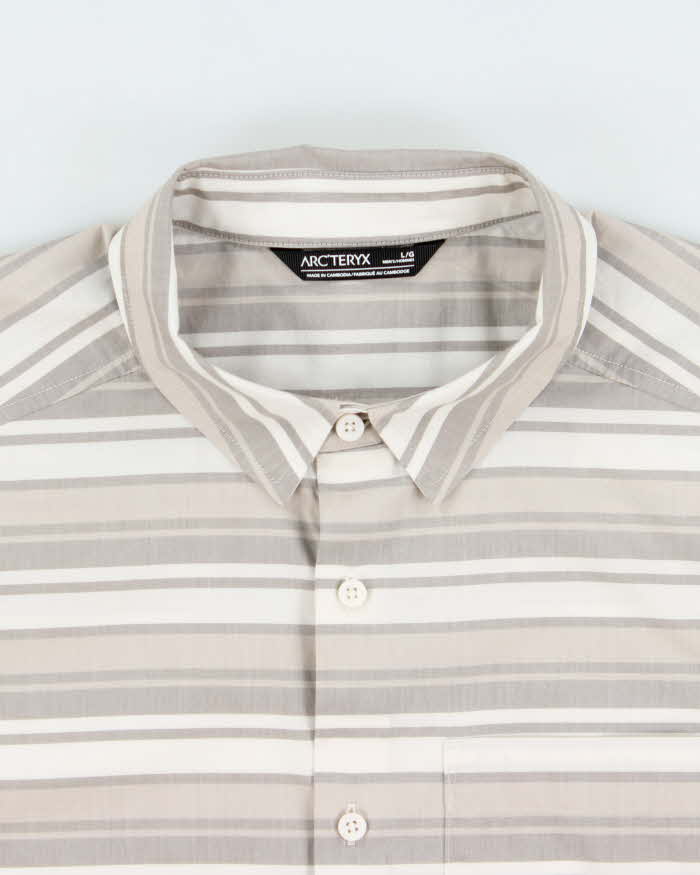 Vintage Arc'teryx Striped Short Sleeve Shirt - L