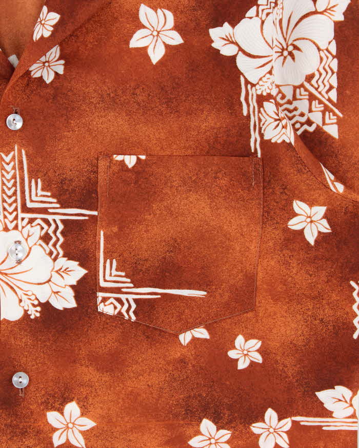Vintage 1960s Hilo Hattie's Floral Aloha Made In USA Hand Stitched Hawaiian Shirt - L