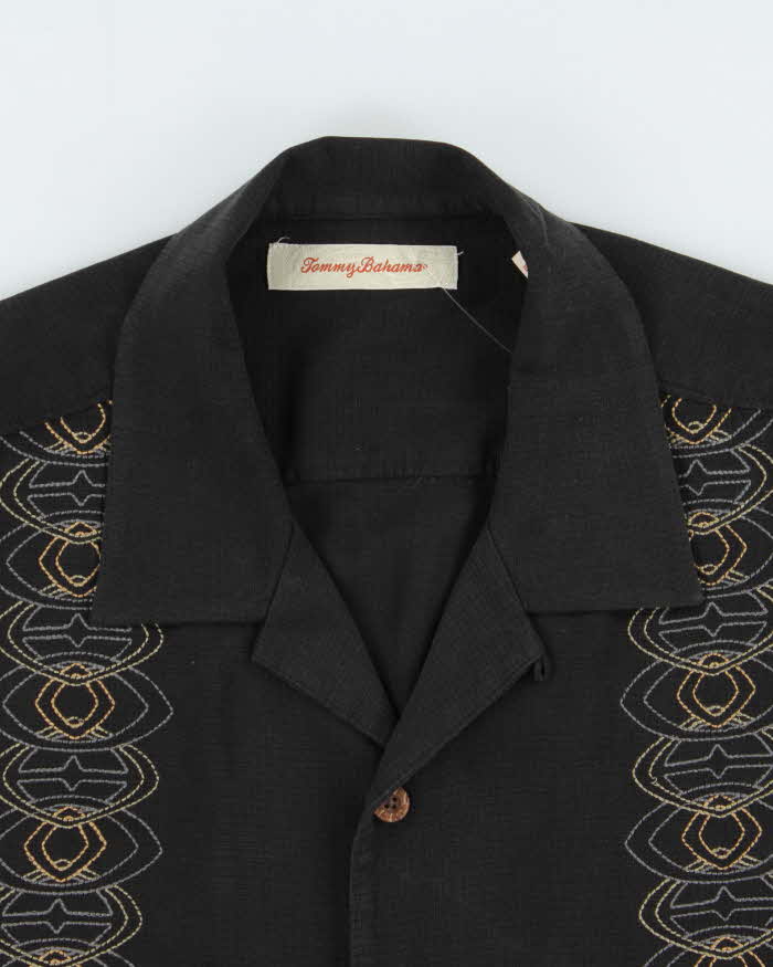 Vintage Y2K 00s Tommy Bahama Embroidered Silk Camp Collar Short Sleeve Shirt - L
