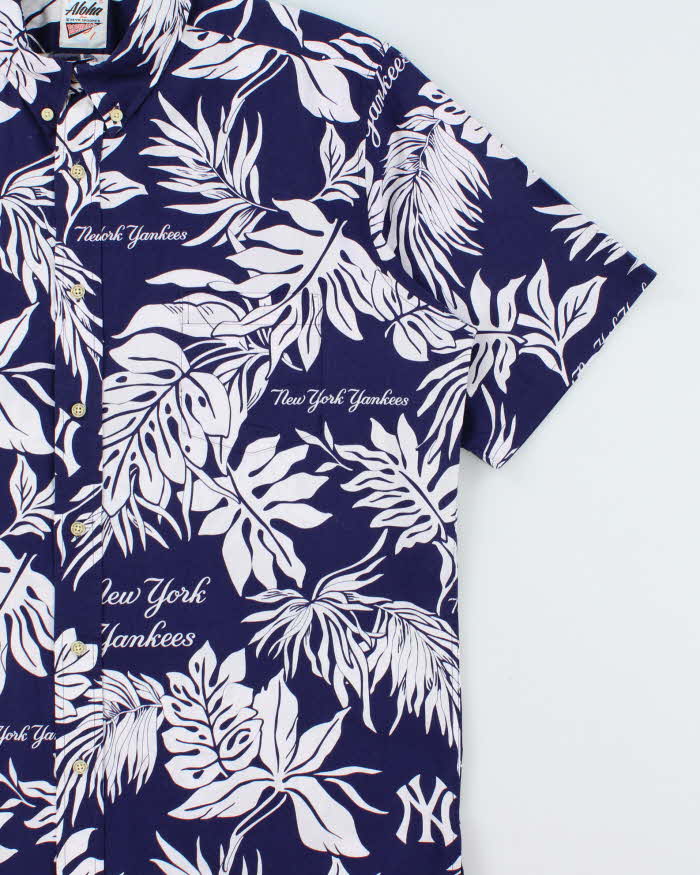 Vintage Aloha Reyn Spooner N.Y Yankees MLB Classic Fit Hawaiian Shirt - L