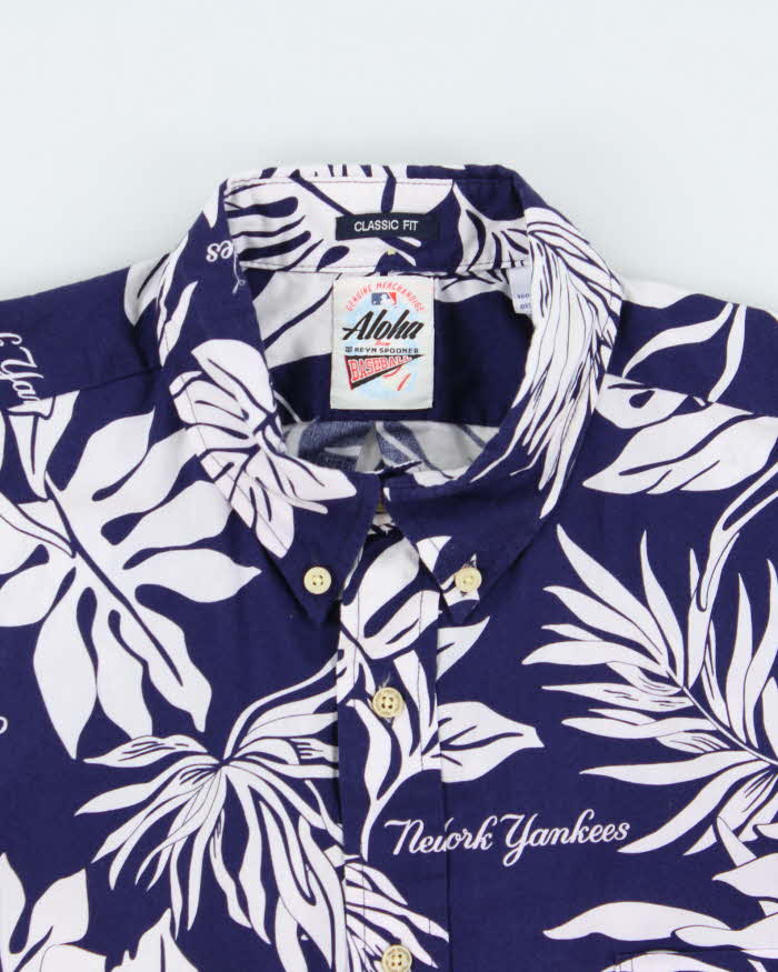 Vintage Aloha Reyn Spooner N.Y Yankees MLB Classic Fit Hawaiian Shirt - L