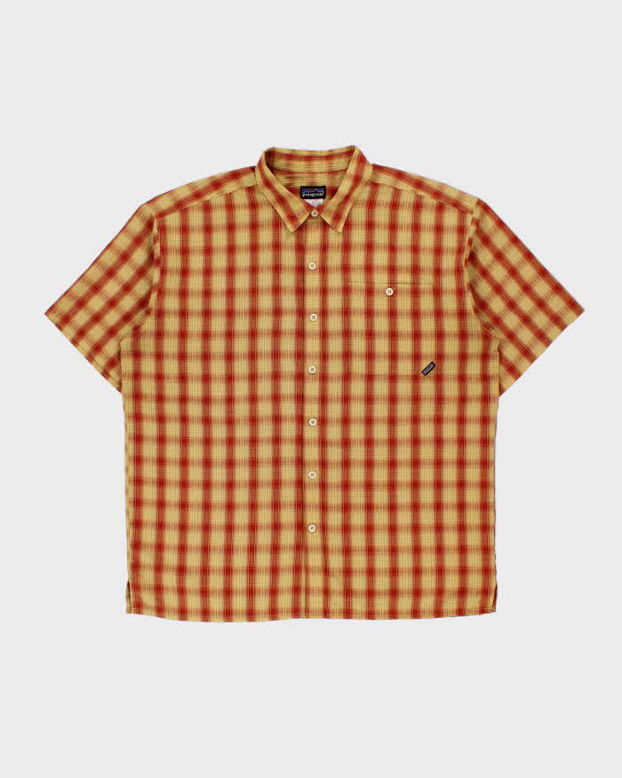 Vintage 1990s Patagonia Plaid Seersucker Short Sleeve Shirt - L