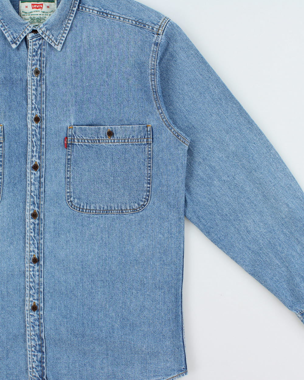 Vintage 1990s Levi's Medium Wash Long Sleeve Denim Pocket Shirt - M