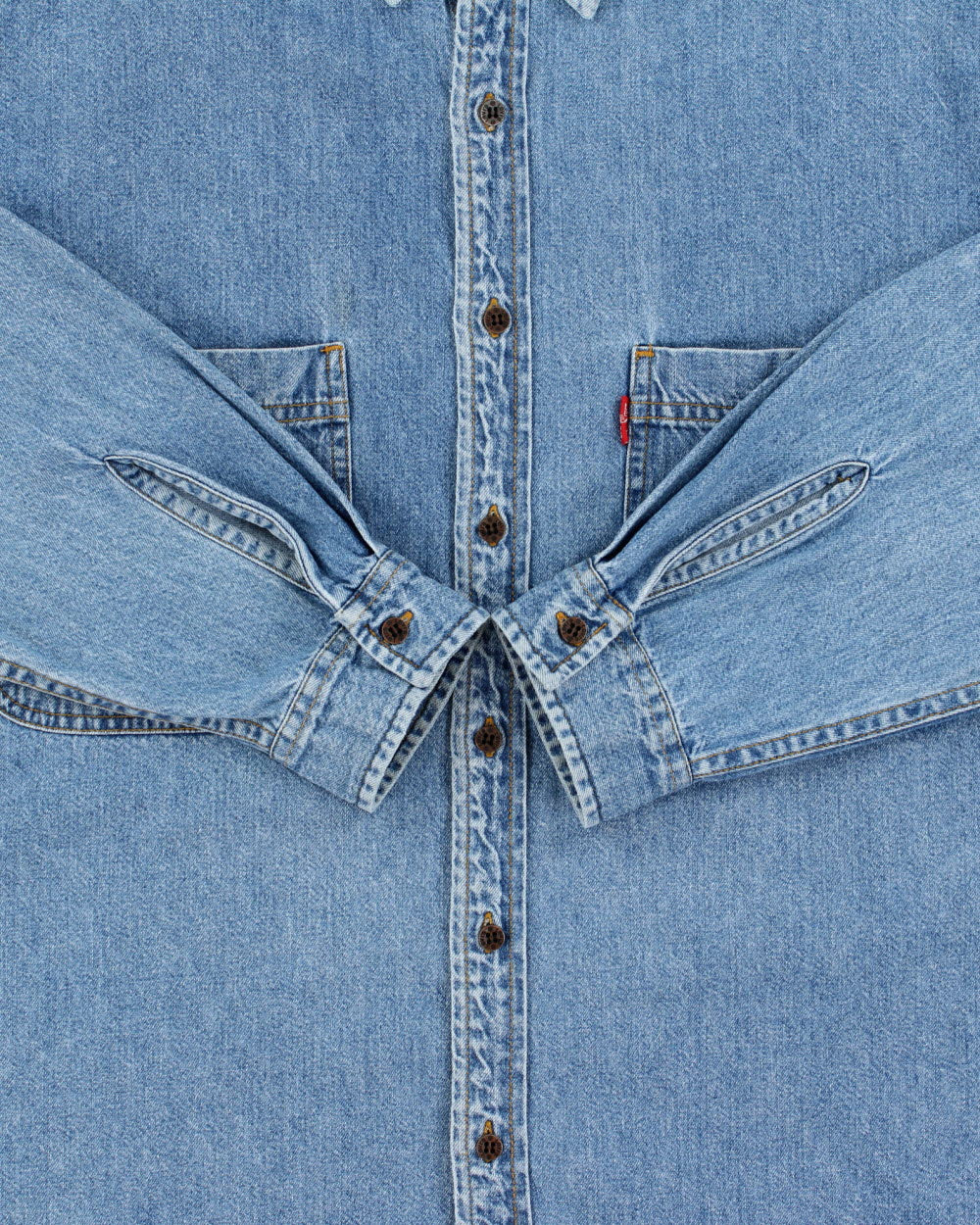Vintage 1990s Levi's Medium Wash Long Sleeve Denim Pocket Shirt - M