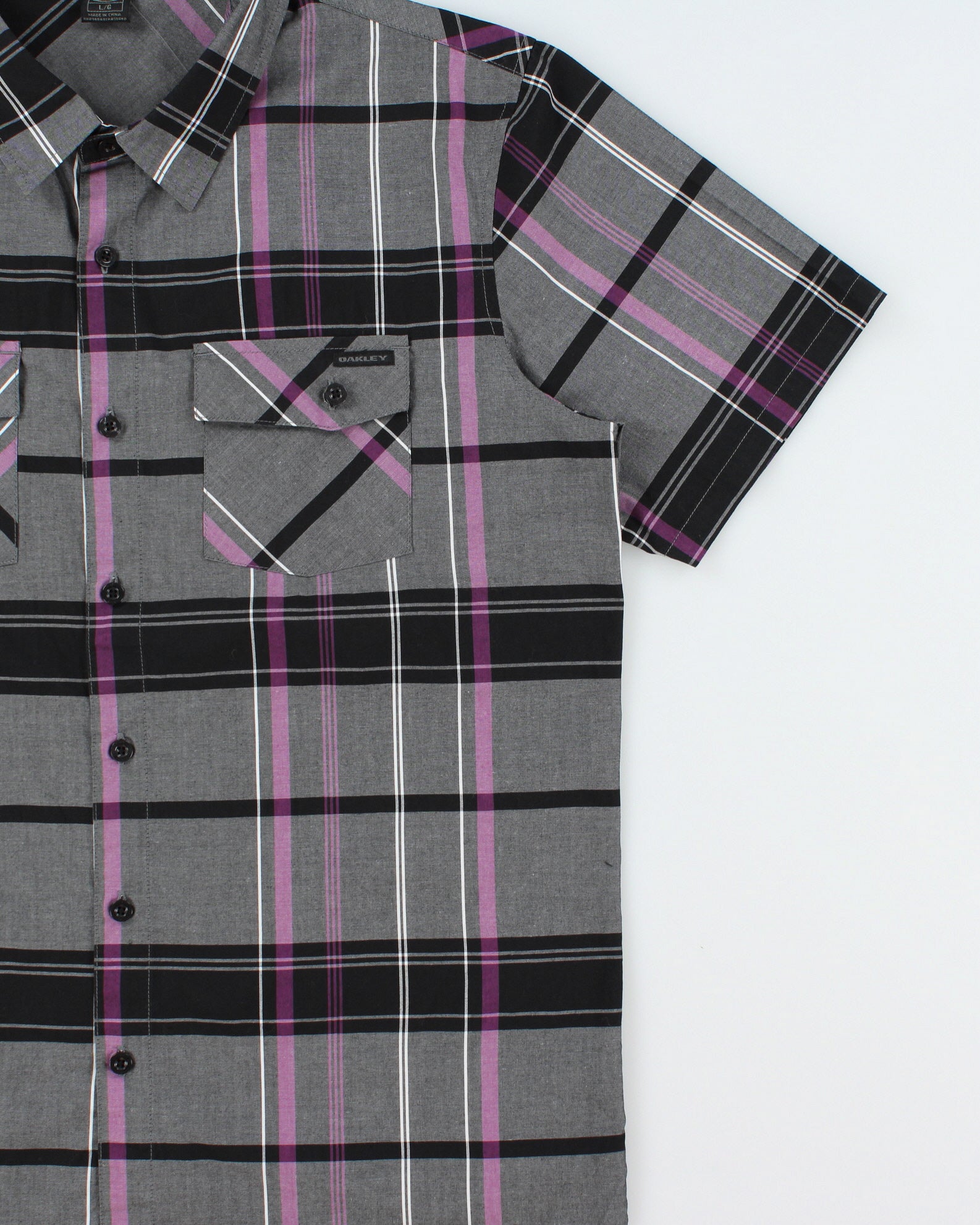 Vintage Oakley Plaid Short Sleeve Pocket Shirt - L