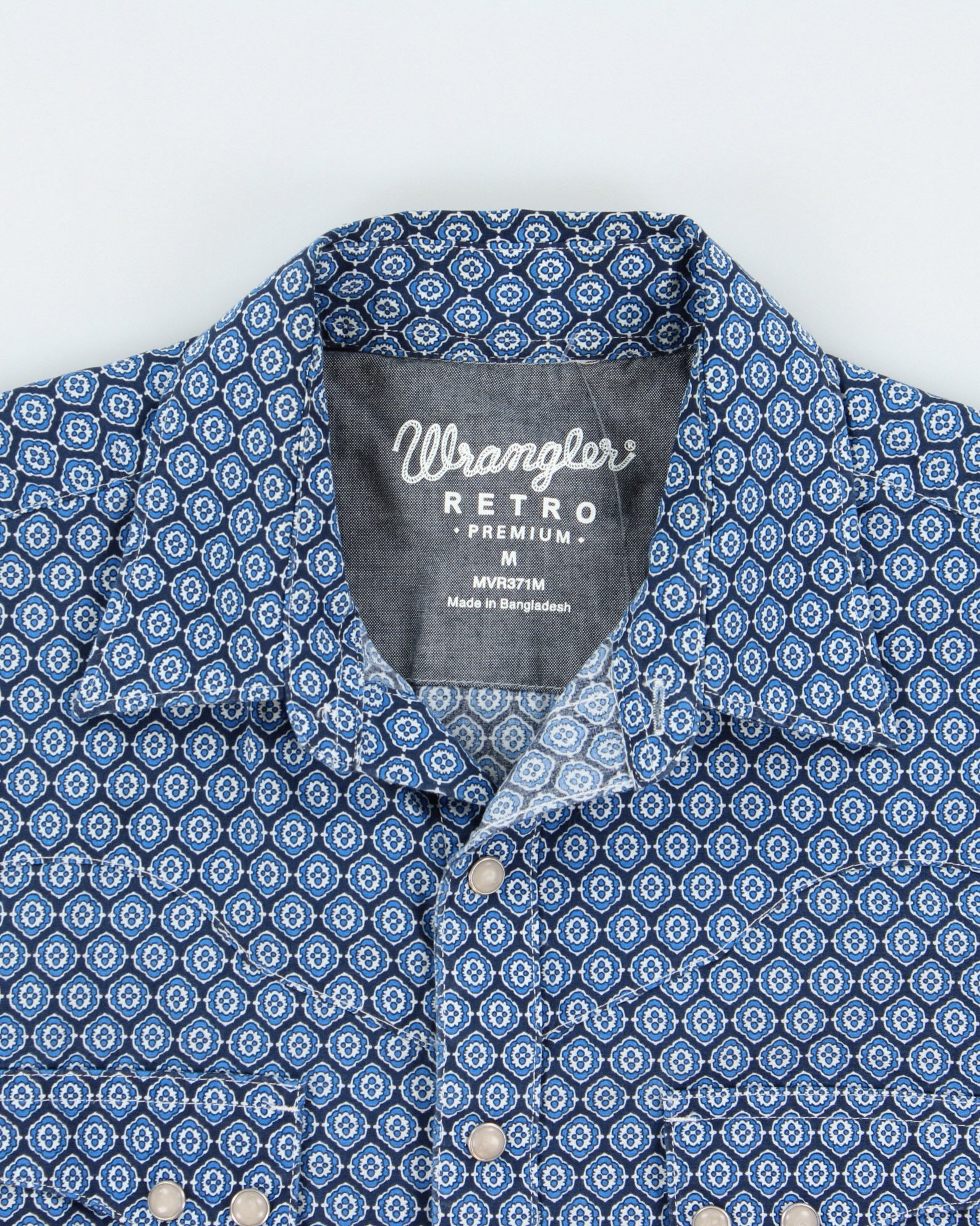 Vintage Wrangler Retro Premium Pearl Snap Button Long Sleeve Patterned Western Shirt - M