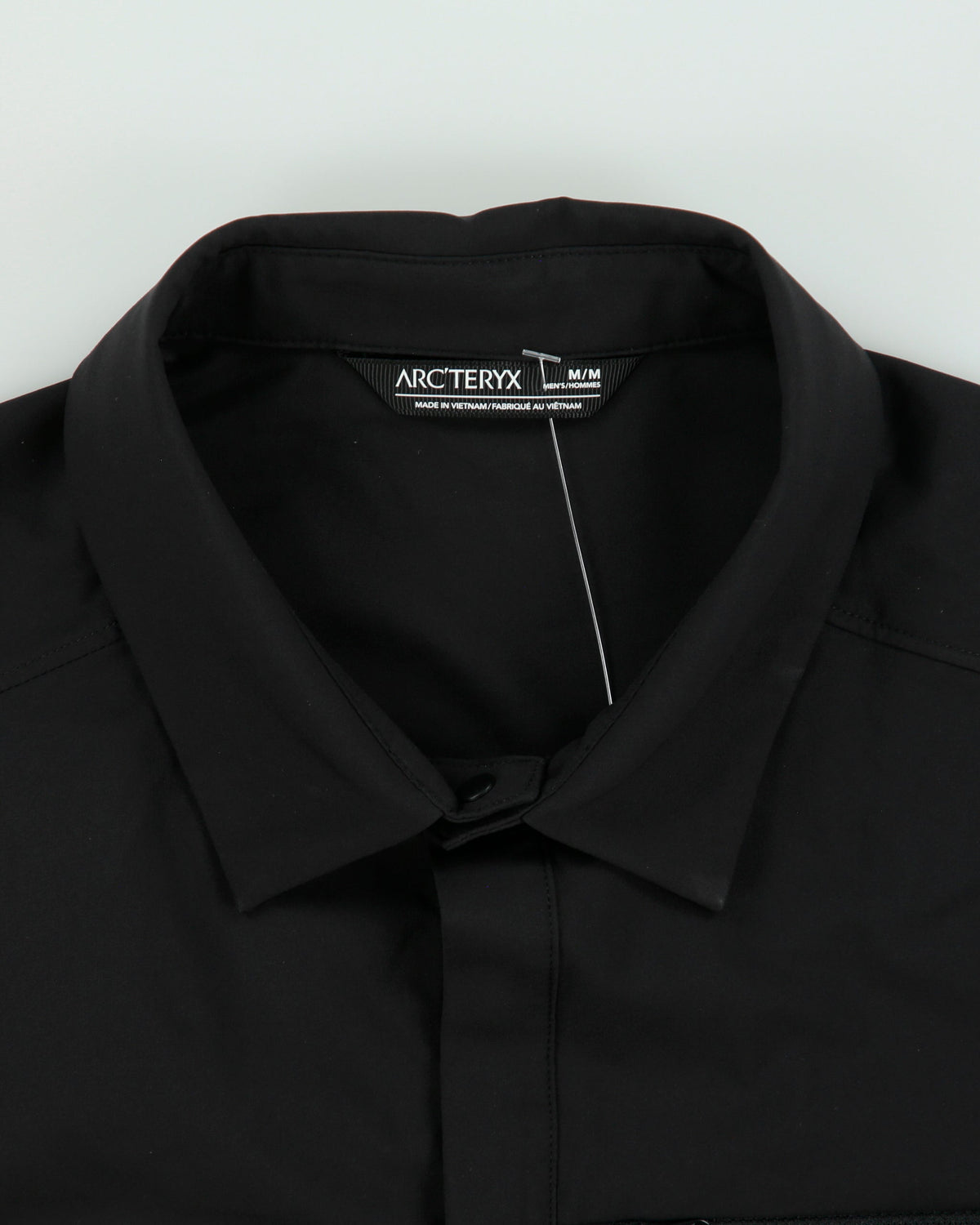 Arc'teryx Black Skyline SS Pacific Ropes Soft Shell Snap Button Short Sleeve Technical Shirt - M