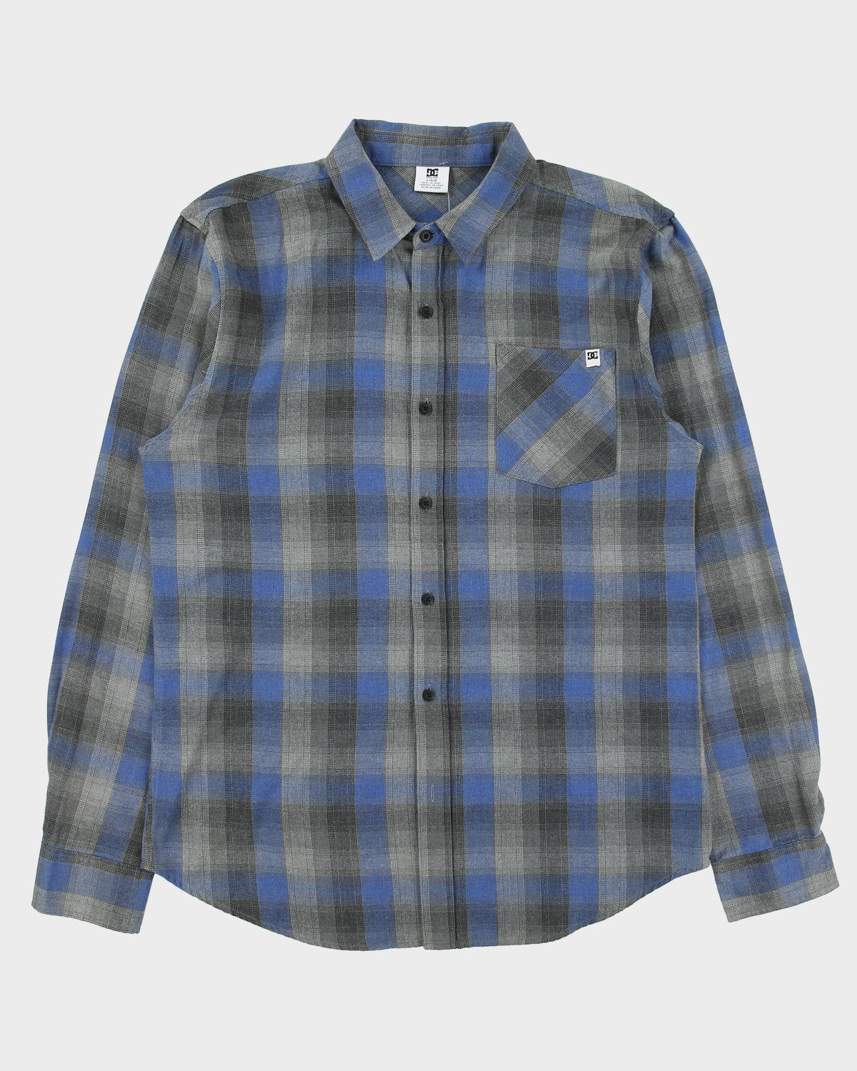 Vintage Y2K 00s DC Shoe Co. Plaid Long Sleeve Flannel Shirt - L