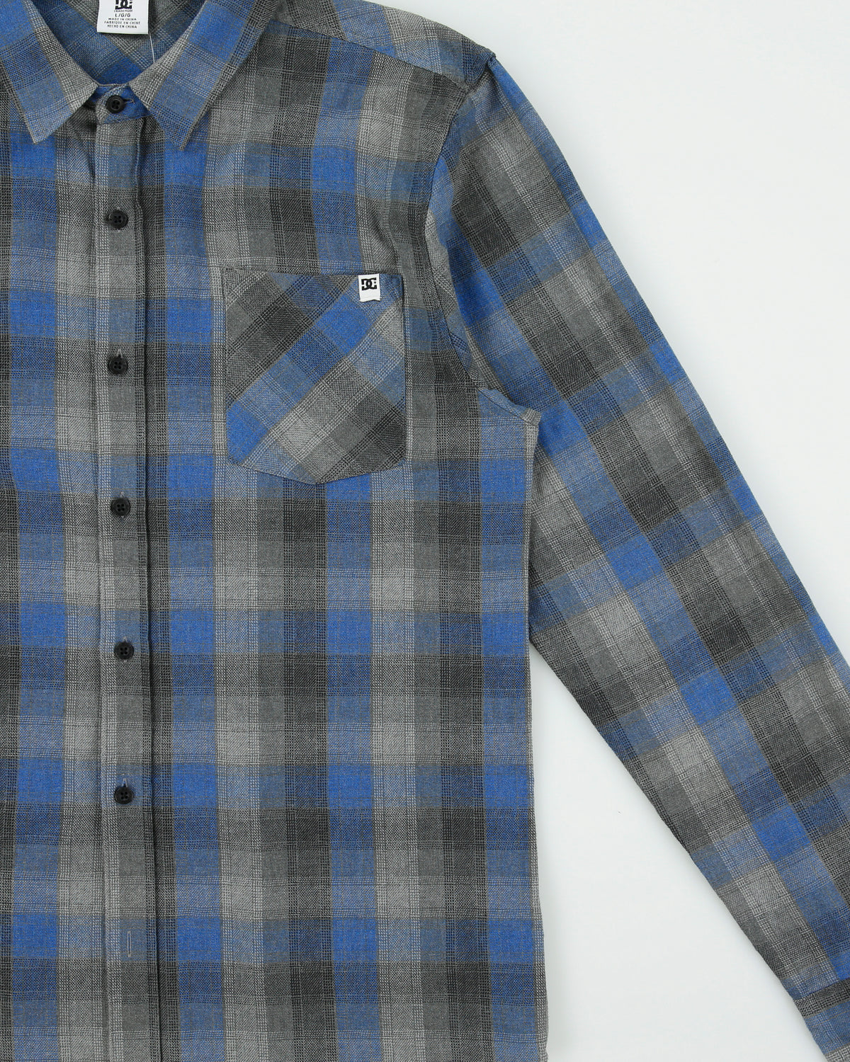 Vintage Y2K 00s DC Shoe Co. Plaid Long Sleeve Flannel Shirt - L
