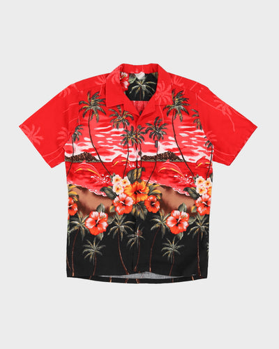 Red Island Patterned Hawaiian Shirt - M