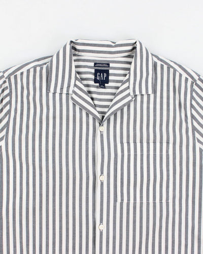 Vintage GAP Striped Button Shirt - M