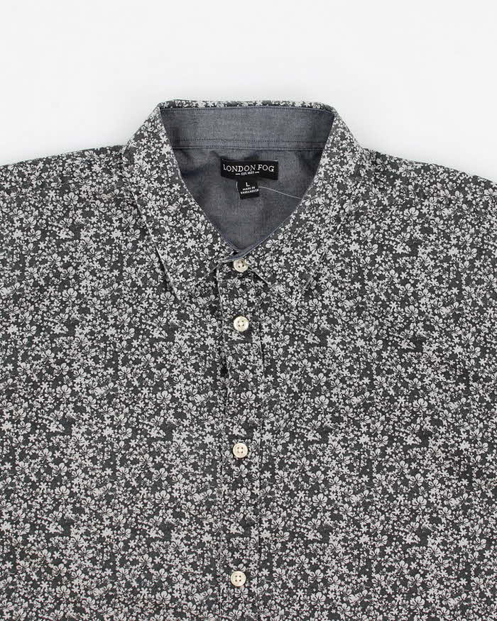 London Fog Grey Floral Shirt - L