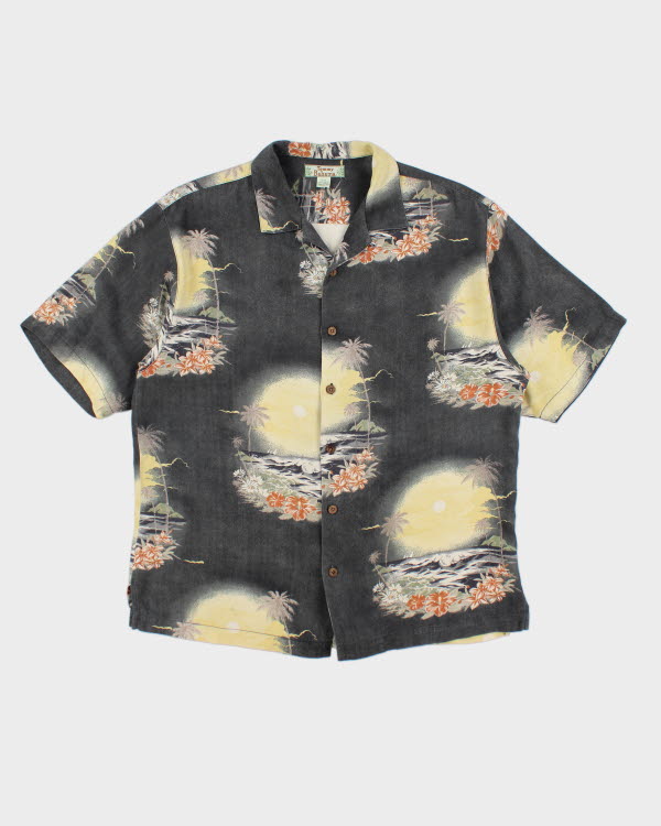 Vintage Tommy Bahama  Hawaiian Shirt - L