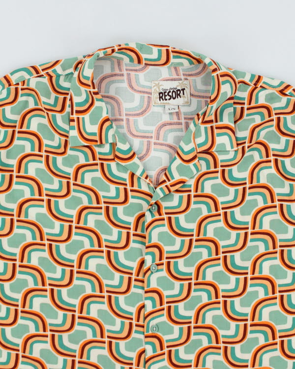 Vintage 90's Heritage Patterned Hawaiian Shirt - L