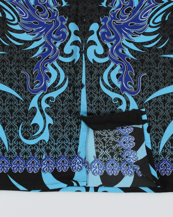 Y2k 00s Blue Dragon Shirt - M