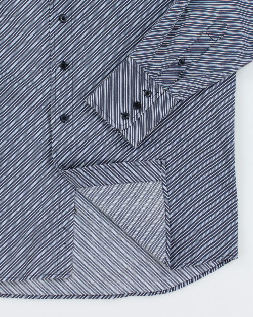 Y2k 00s Groggy Stripe Shirt - L