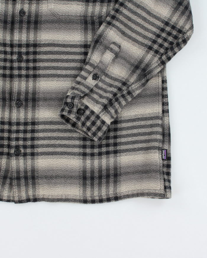 Vintage Patagonia Heavyweight Button Up Flannel Shirt - XL