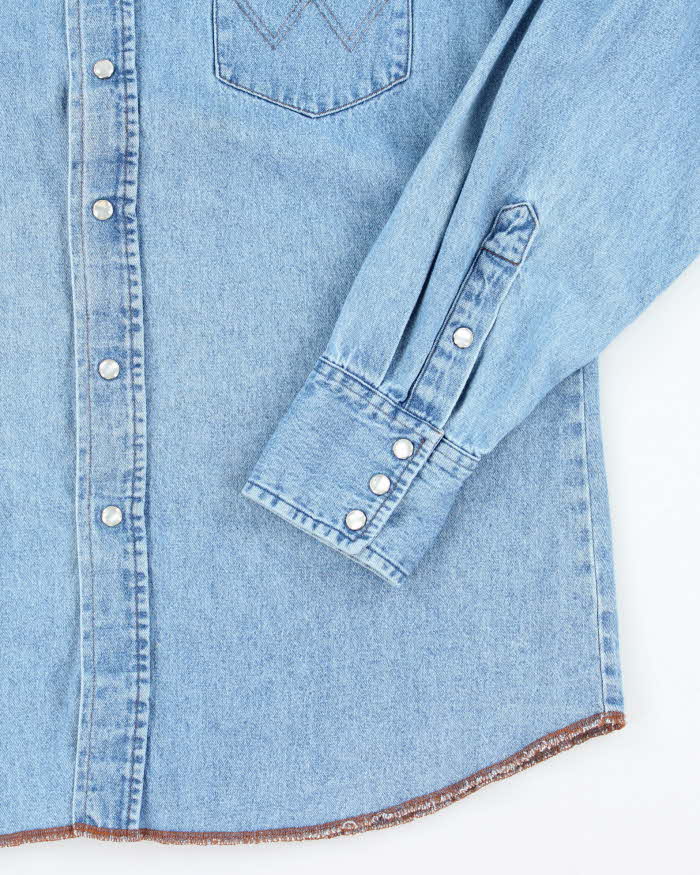 Vintage 90's Wrangler Snap Button Denim Shirt - L