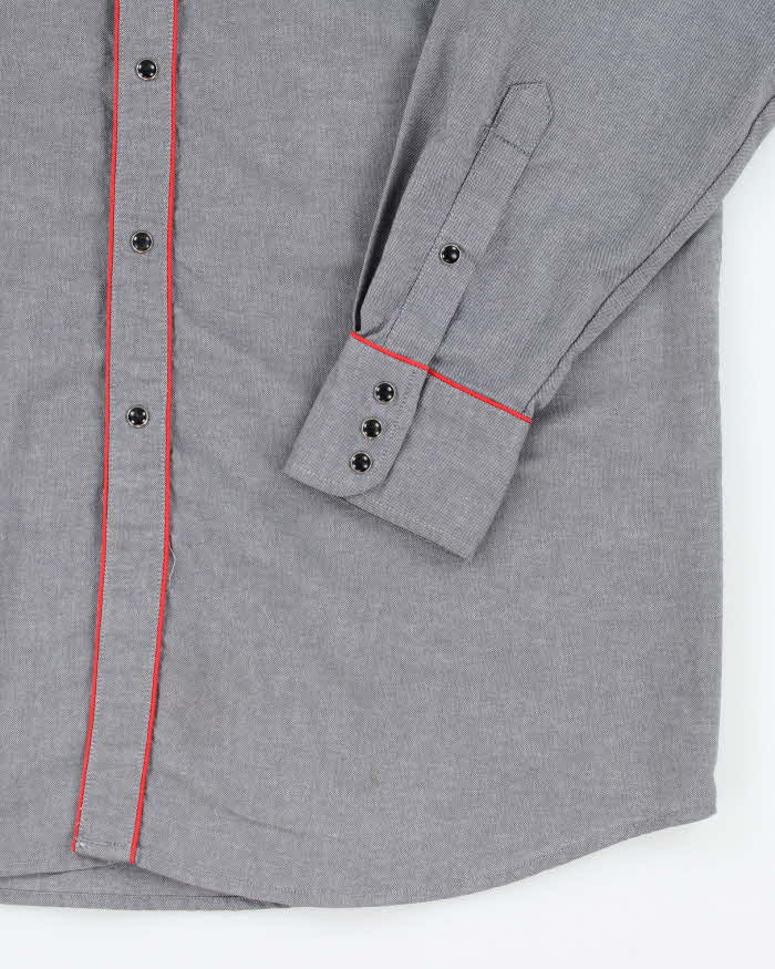 Vintage 2000's MWG Apparel Embroidered Western Style Shirt - L