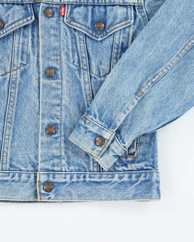 Vintage 90's Women's Levi's Light Wash Denim Jacket - L