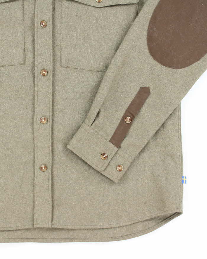 Vintage 2000's Fjall Raven Heavyweight Button Up Shirt - L