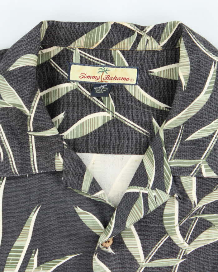 Vintage Tommy Bahama All Over Leaf Print Hawaiian Shirt - L