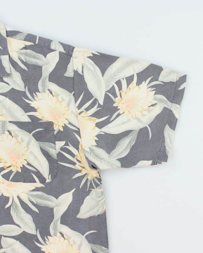 Vintage Tommy Bahama All Over Floral Print Hawaiian Shirt - XL
