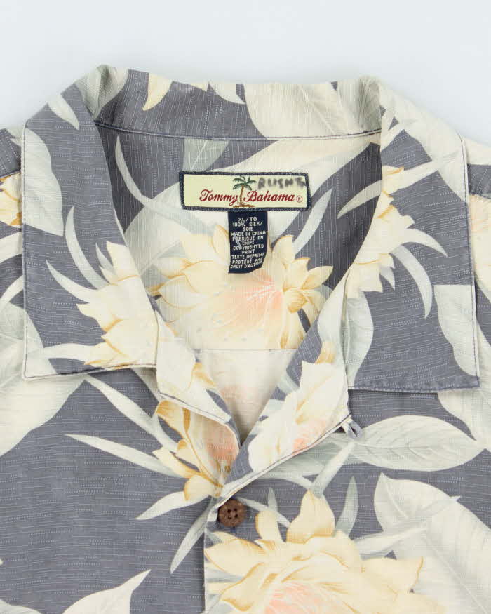 Vintage Tommy Bahama All Over Floral Print Hawaiian Shirt - XL