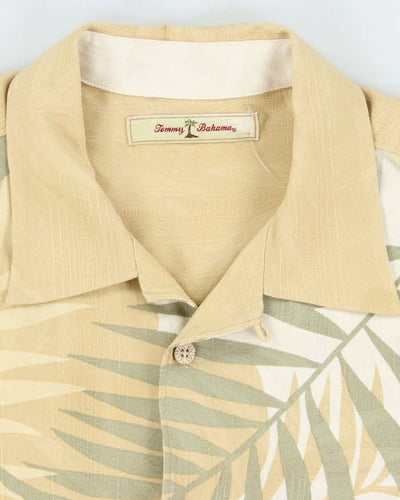 Vintage 2000's Tommy Bahama Floral Print Hawaiian Shirt - L