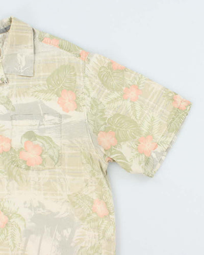 Vintage 2000's Tommy Bahama Silk Floral Print Hawaiian Shirt - L